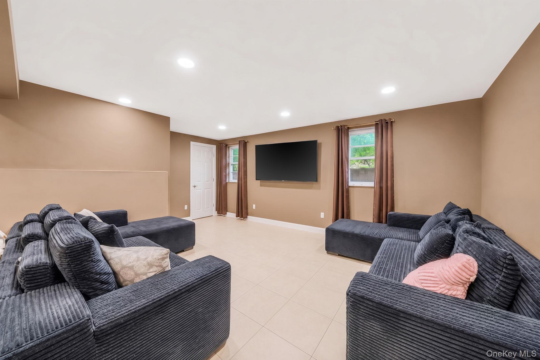4 Witmer Court – For Sale photo 13
