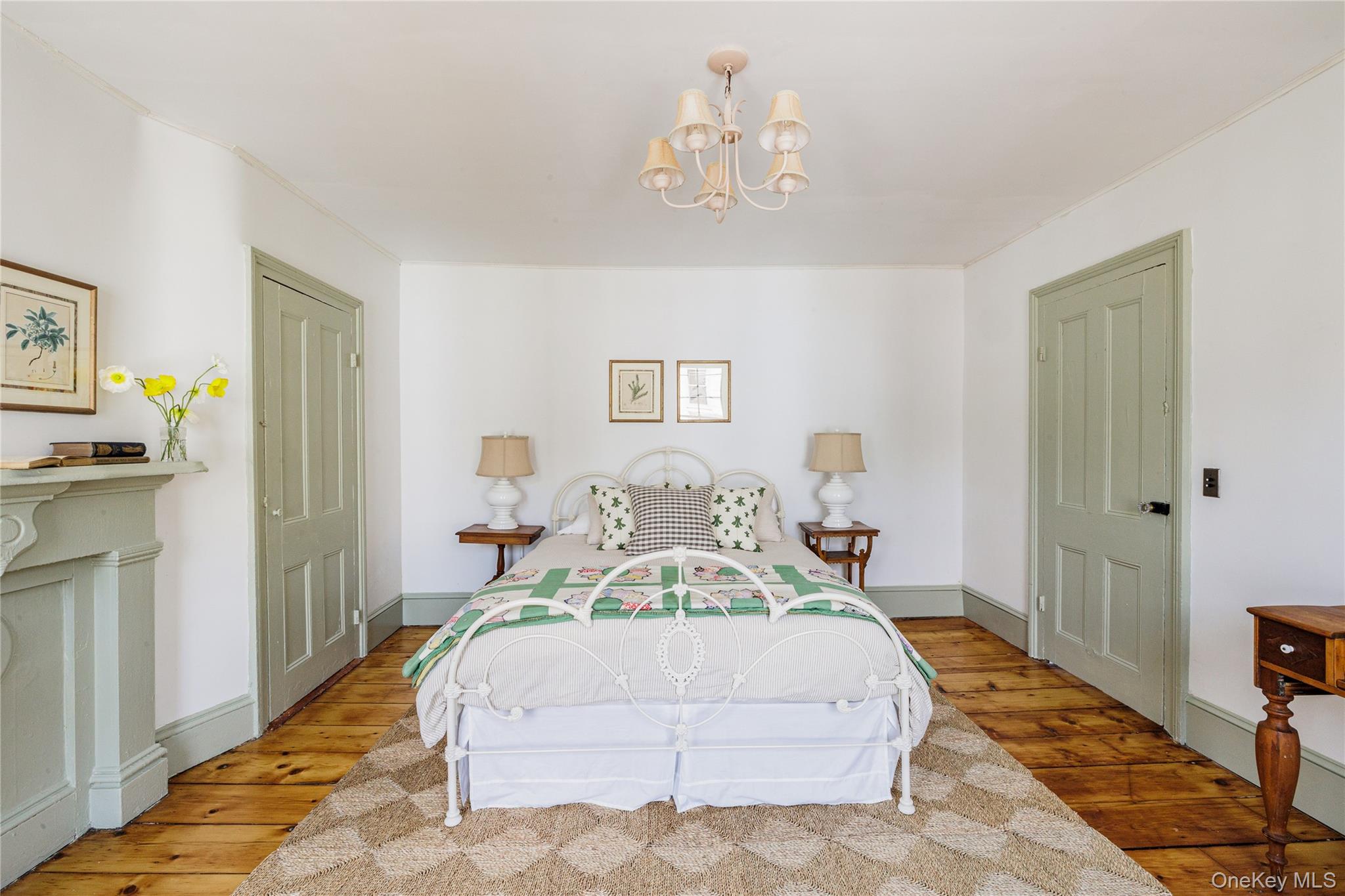 225 Robinson Street – For Sale photo 21