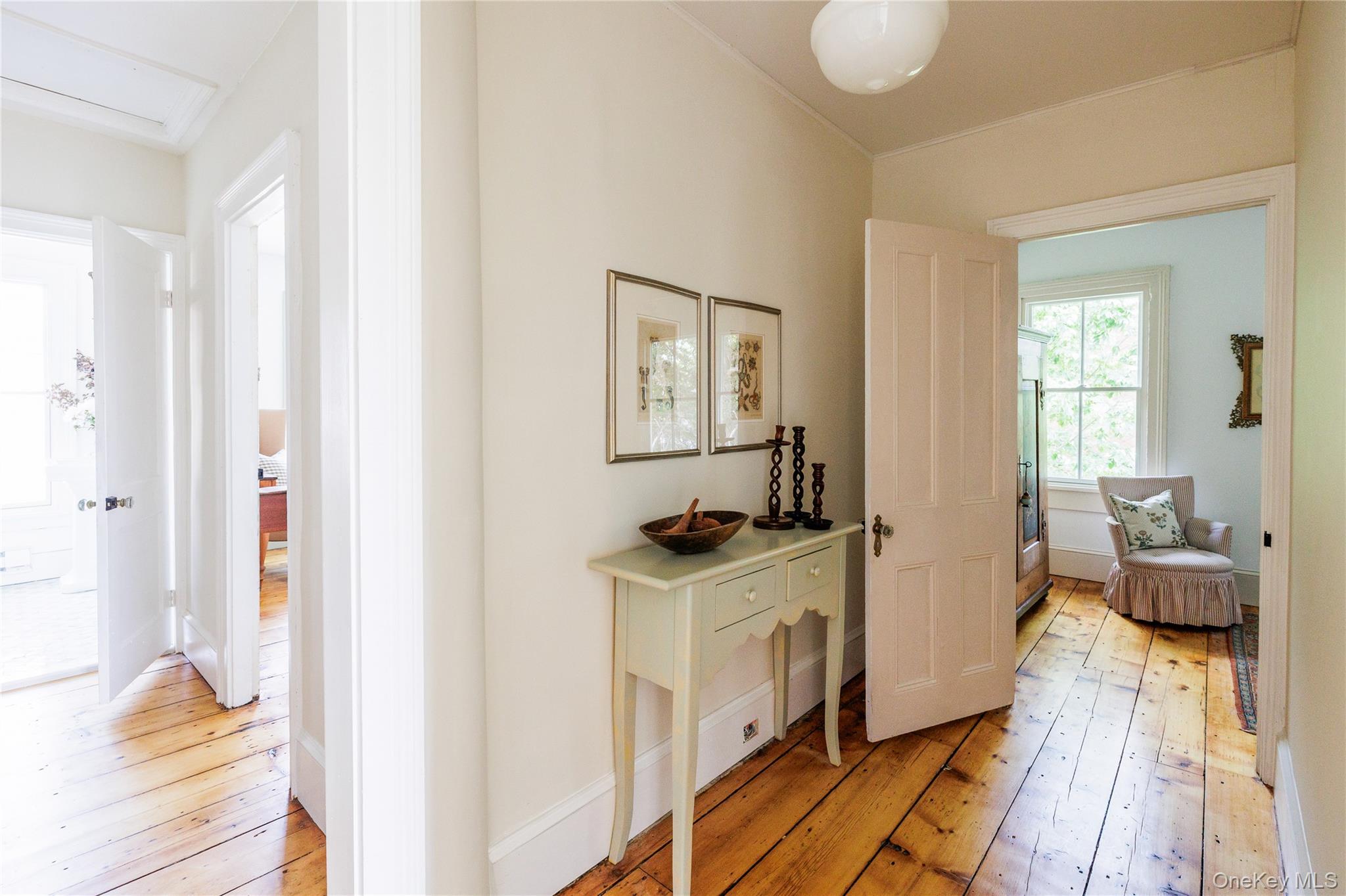 225 Robinson Street – For Sale photo 35