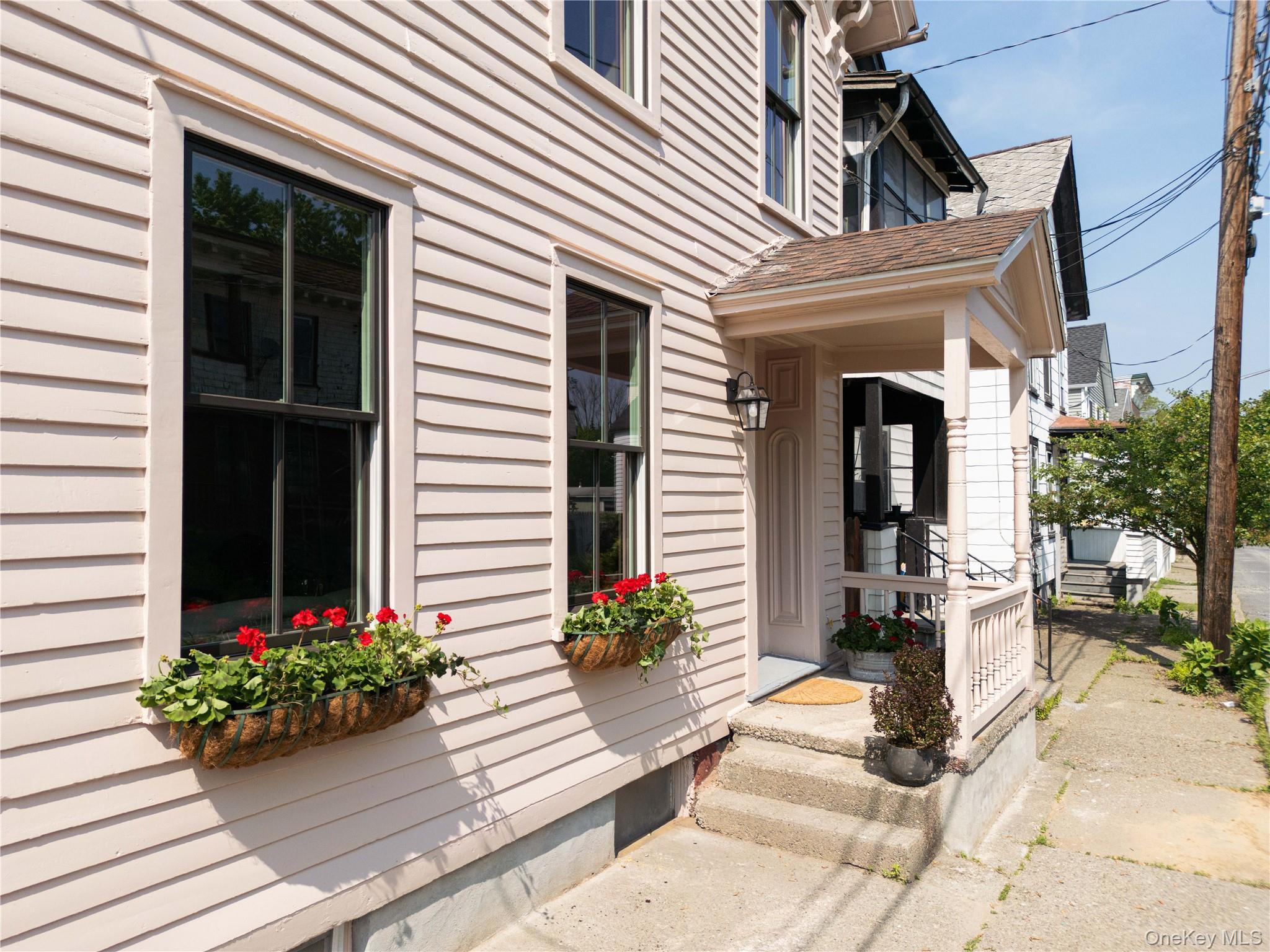 225 Robinson Street – For Sale photo 40