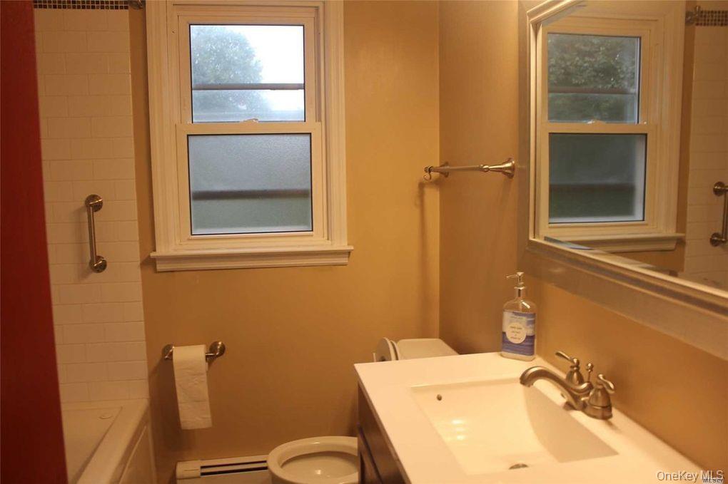 7 Beatrice Avenue – For Rent photo 6