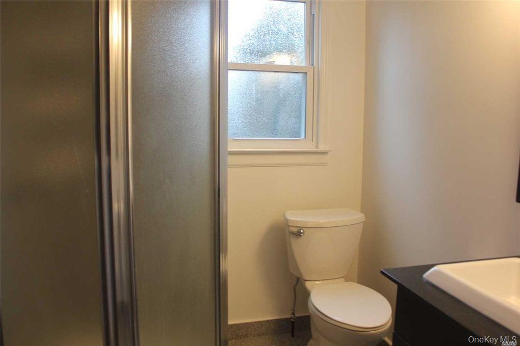 7 Beatrice Avenue – For Rent photo 8