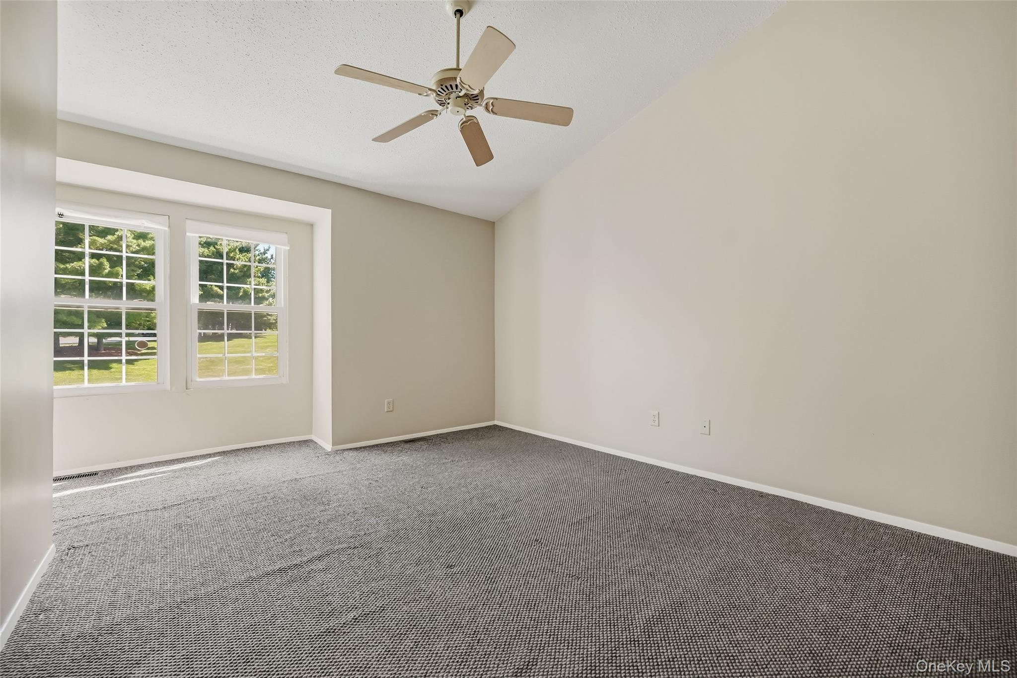 1005 Whispering Hills – For Sale photo 14