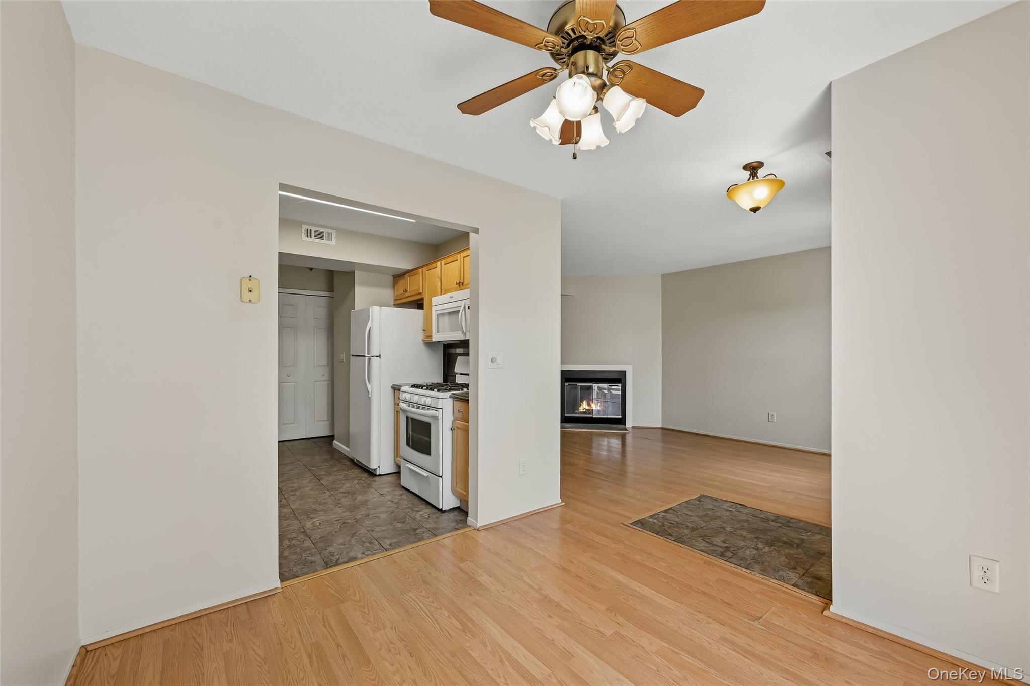 1005 Whispering Hills – For Sale photo 7