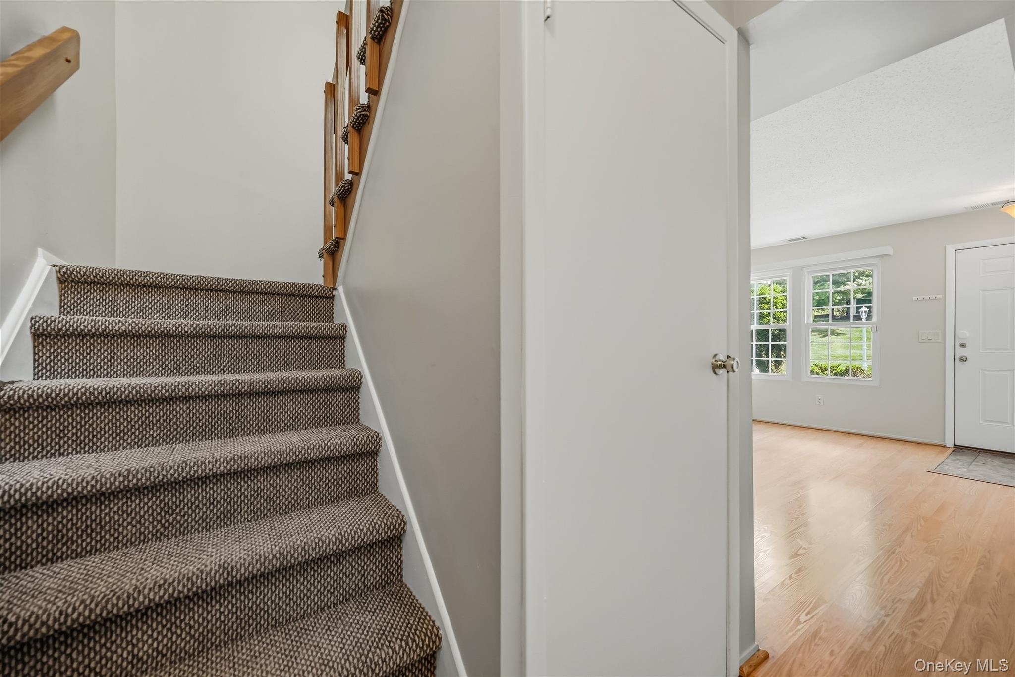 1005 Whispering Hills – For Sale photo 12