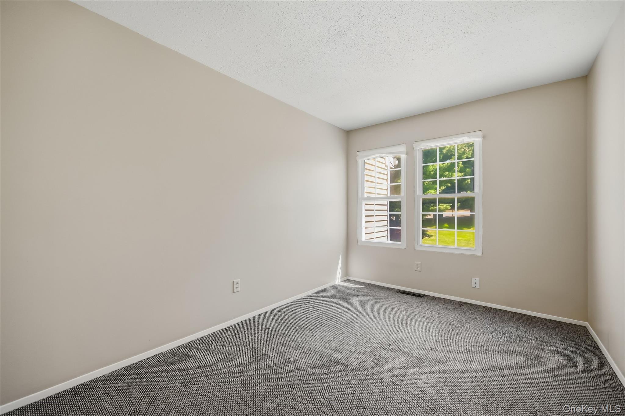 1005 Whispering Hills – For Sale photo 18