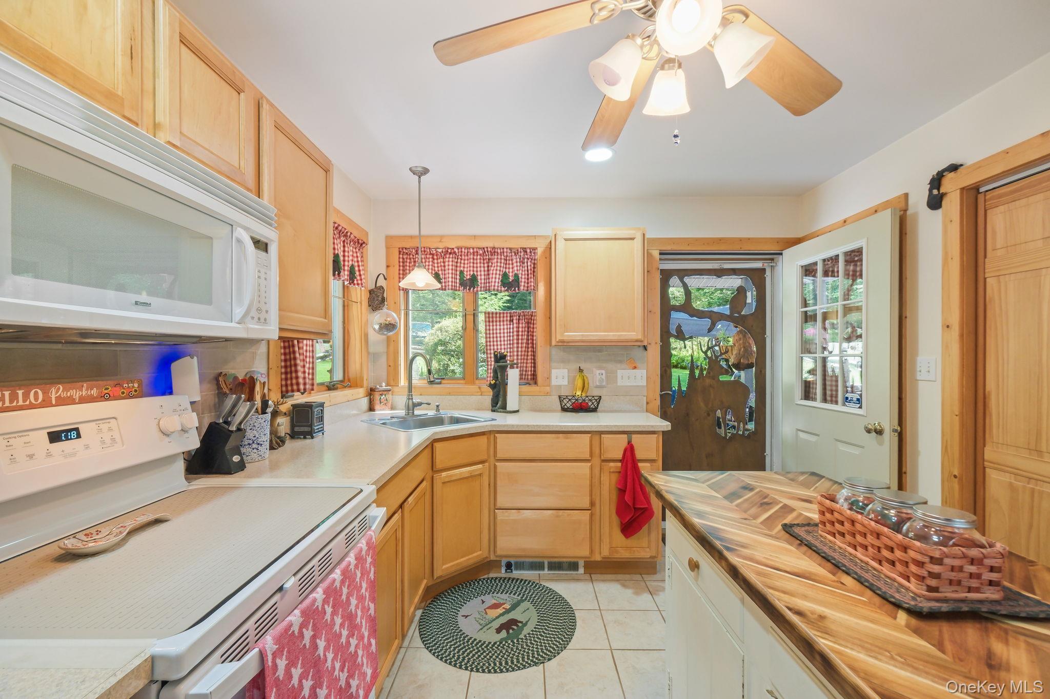 150 (#51) Wildwood Drive – For Sale photo 5