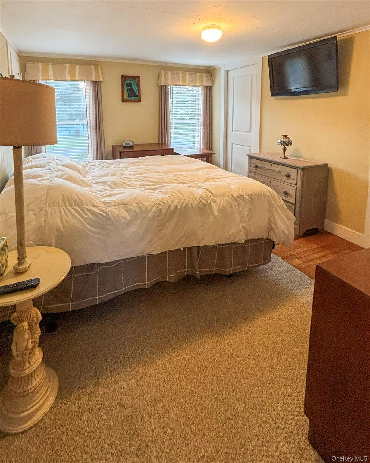 23 LAKE AVE – For Sale photo 9