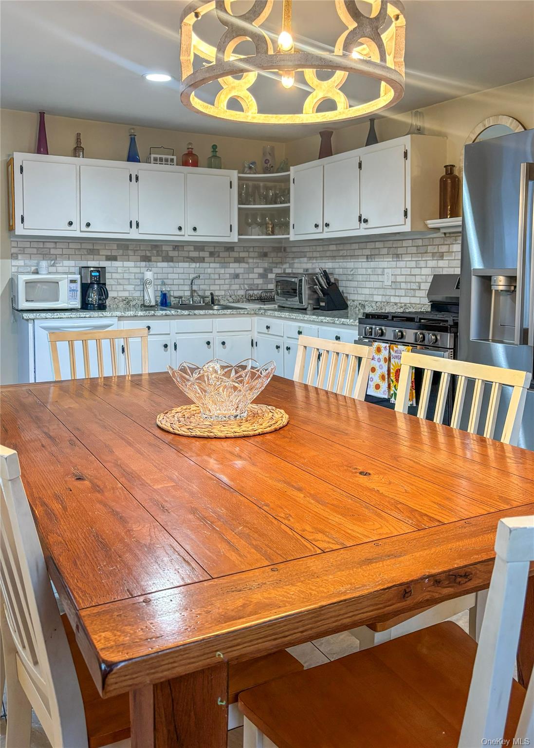 23 LAKE AVE – For Sale photo 5