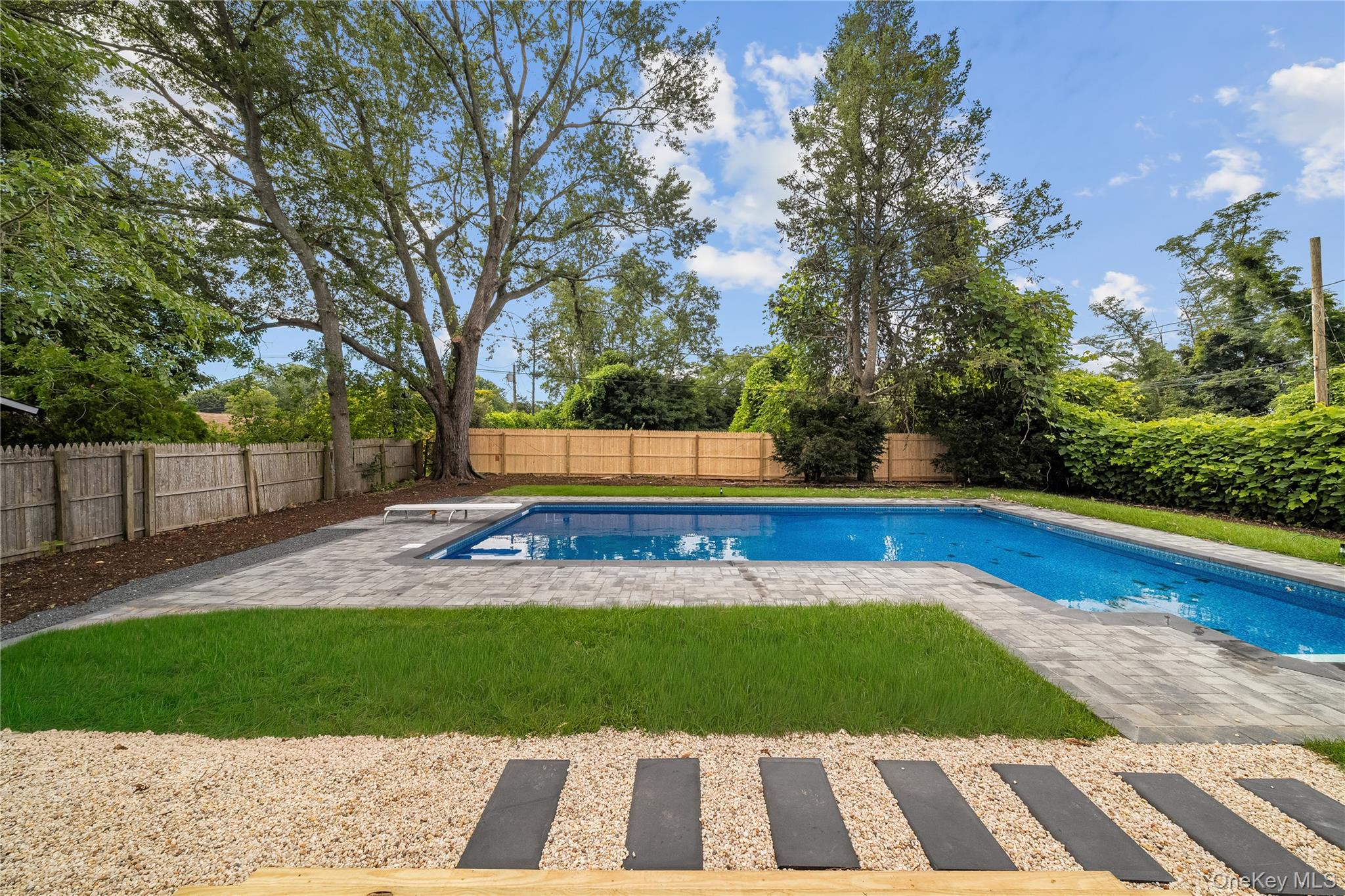 42 Rita Crescent – For Sale photo 2