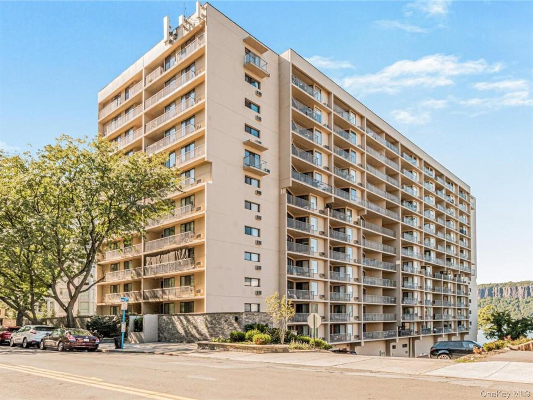 1155 Warburton Avenue, Unit 2S photo 19