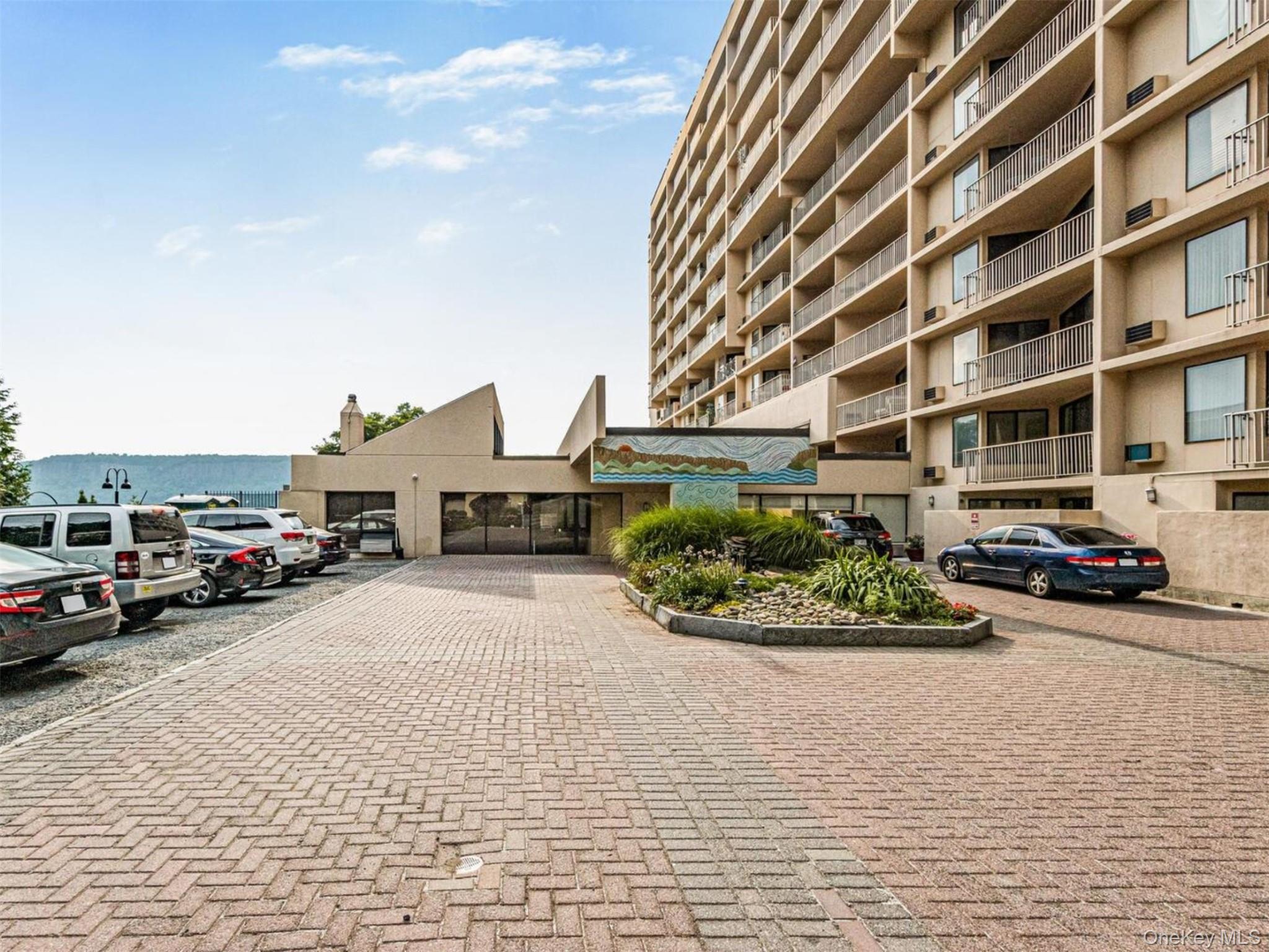 1155 Warburton Avenue, Unit 2S photo 20