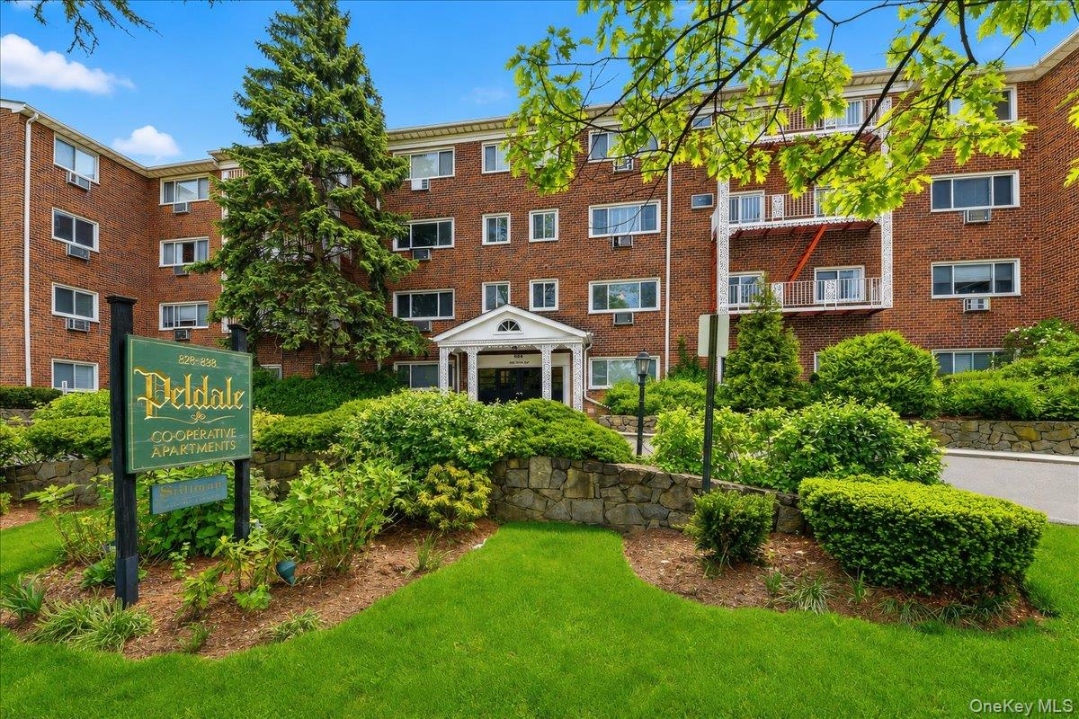 828 Pelhamdale Avenue, Unit 2P