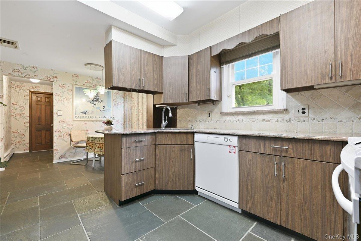 47 Broadfield Road – For Sale photo 11