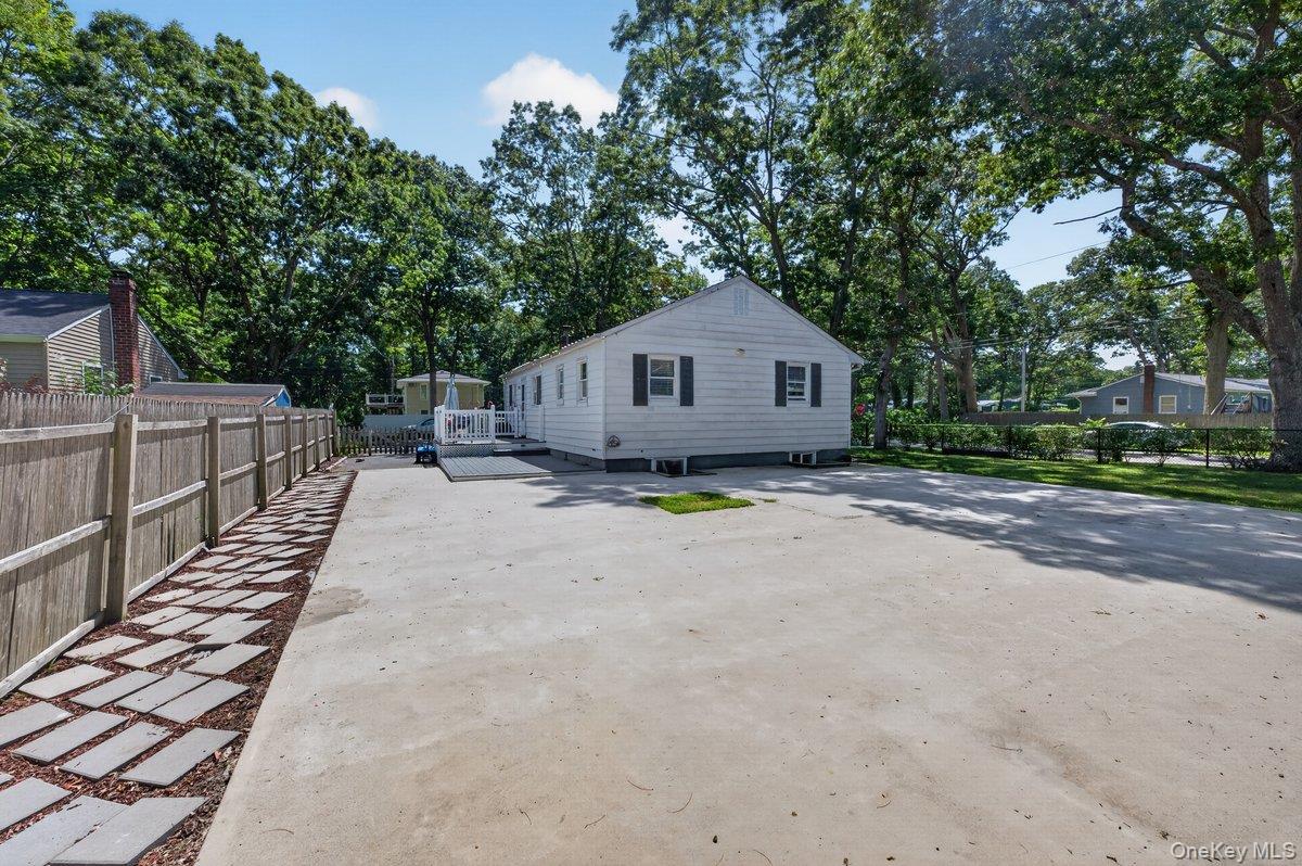 287 Whittier Drive – For Sale photo 16