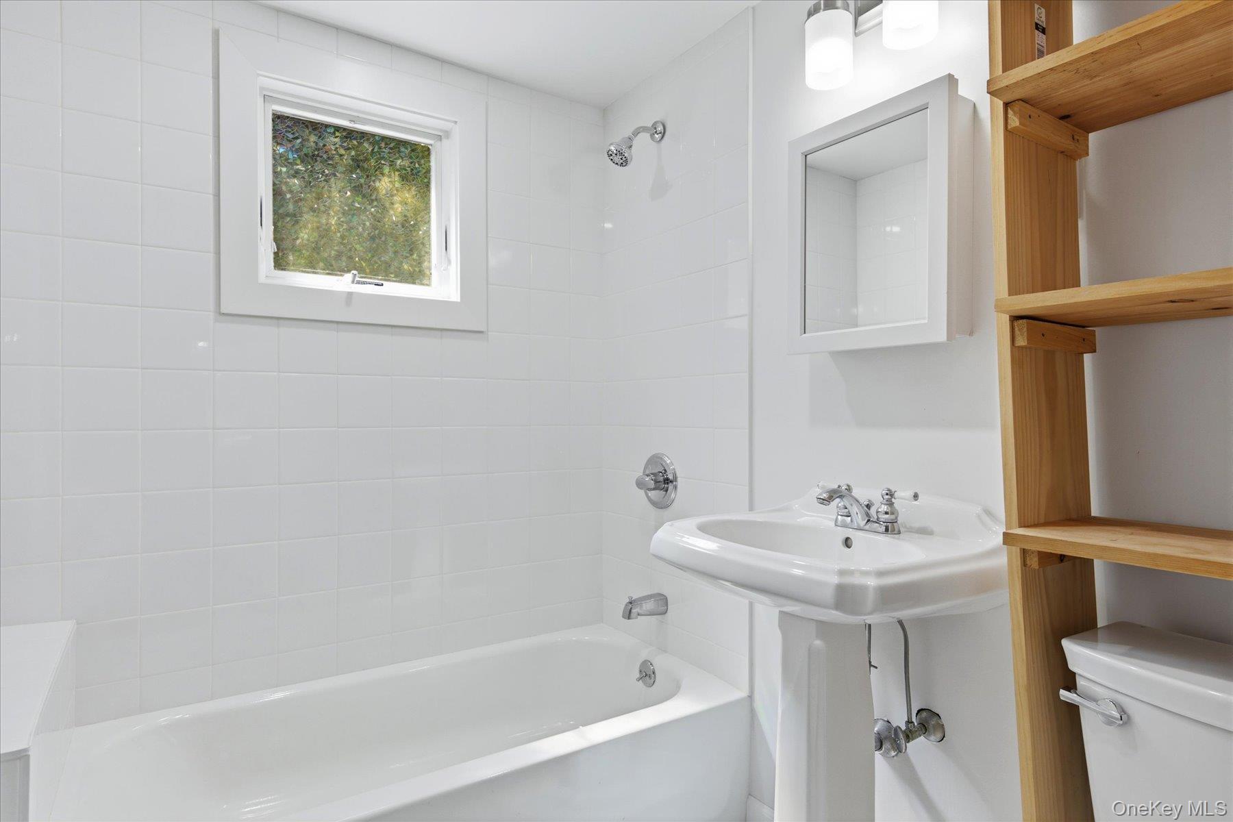 400 Orchard Street – For Rent photo 18