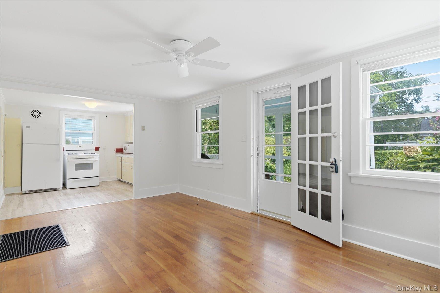 400 Orchard Street – For Rent photo 11