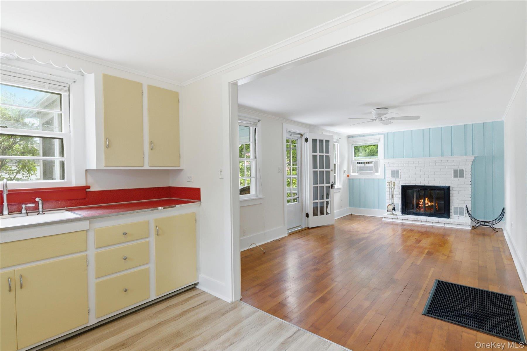 400 Orchard Street – For Rent photo 14
