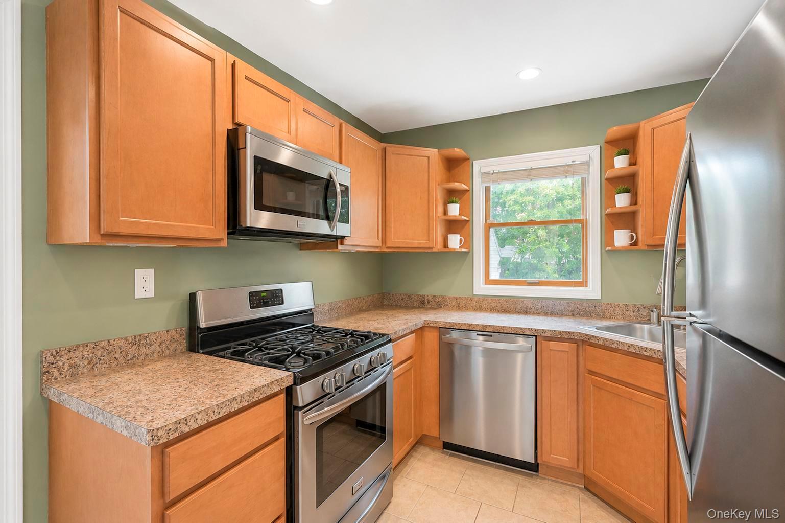 70 Mohawk Drive – For Sale photo 8
