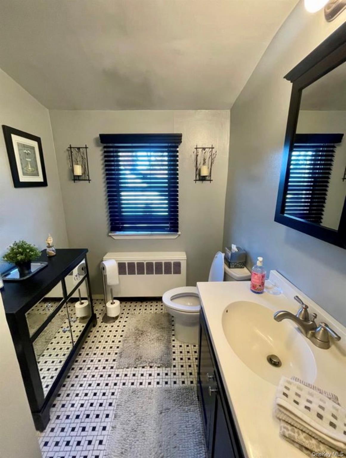 222 Centre Avenue – For Rent photo 12