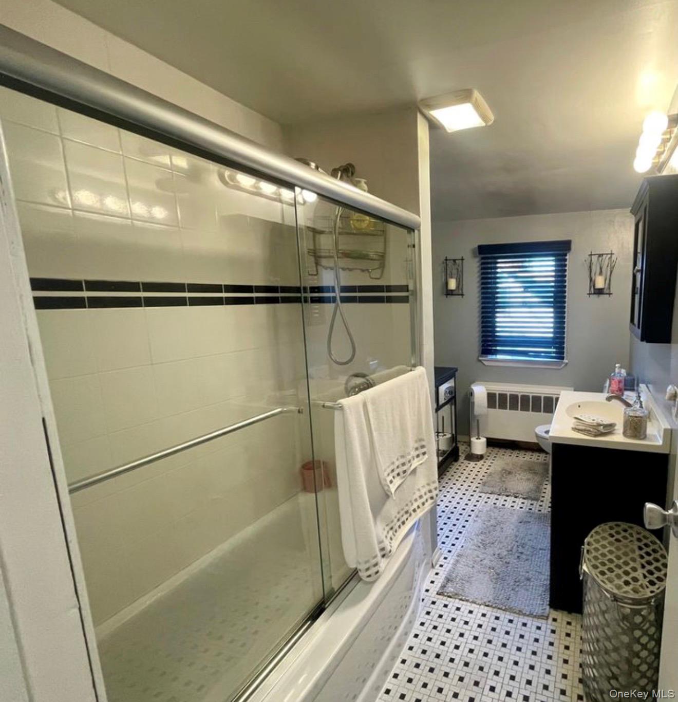 222 Centre Avenue – For Rent photo 11