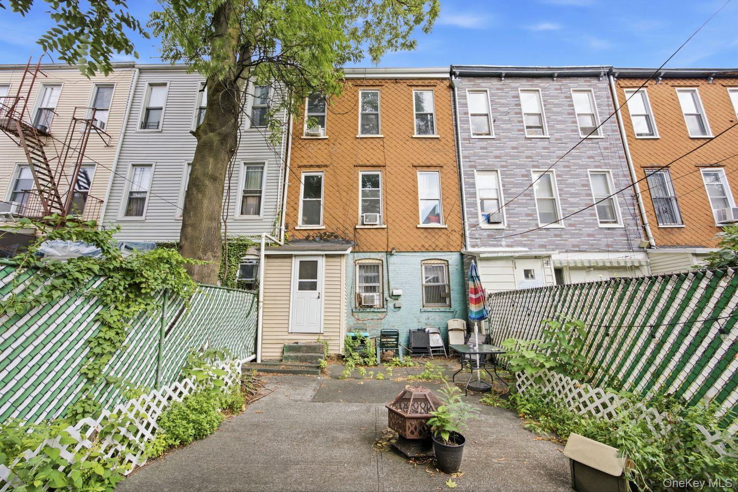 243 Woodbine Street – For Sale photo 33
