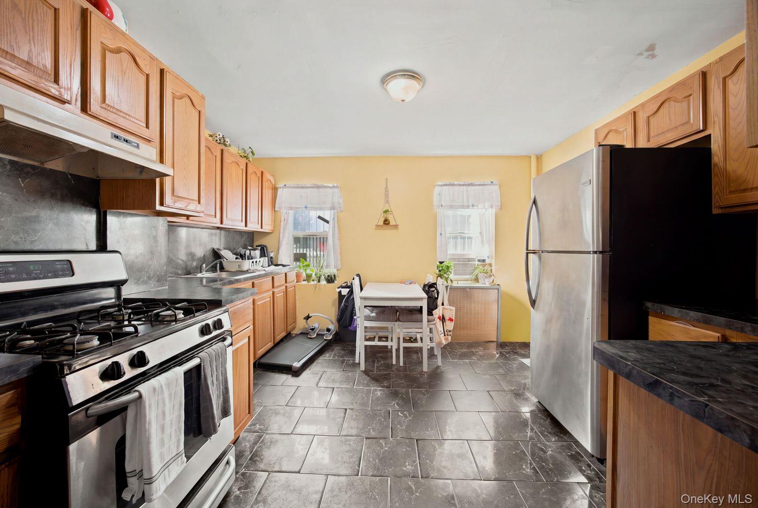 243 Woodbine Street – For Sale photo 13