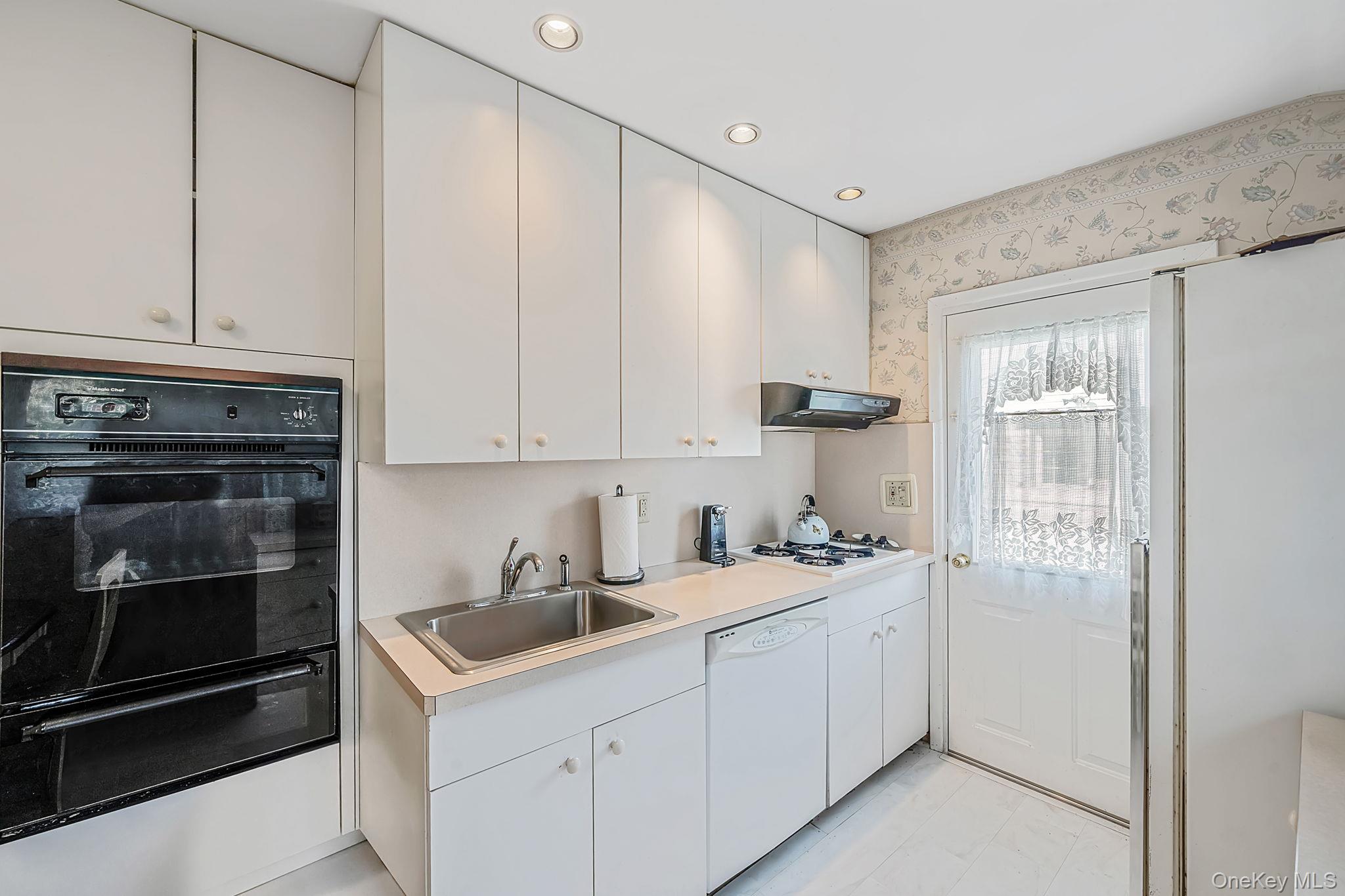 42 Walton Street – For Sale photo 16