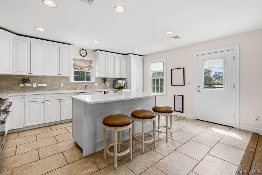 47 Syosset Circle – For Sale photo 9