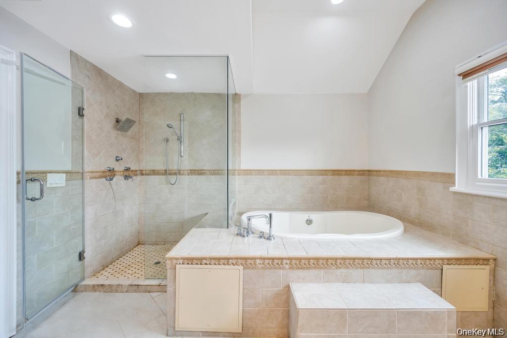 6 Garden Circle – For Sale photo 22