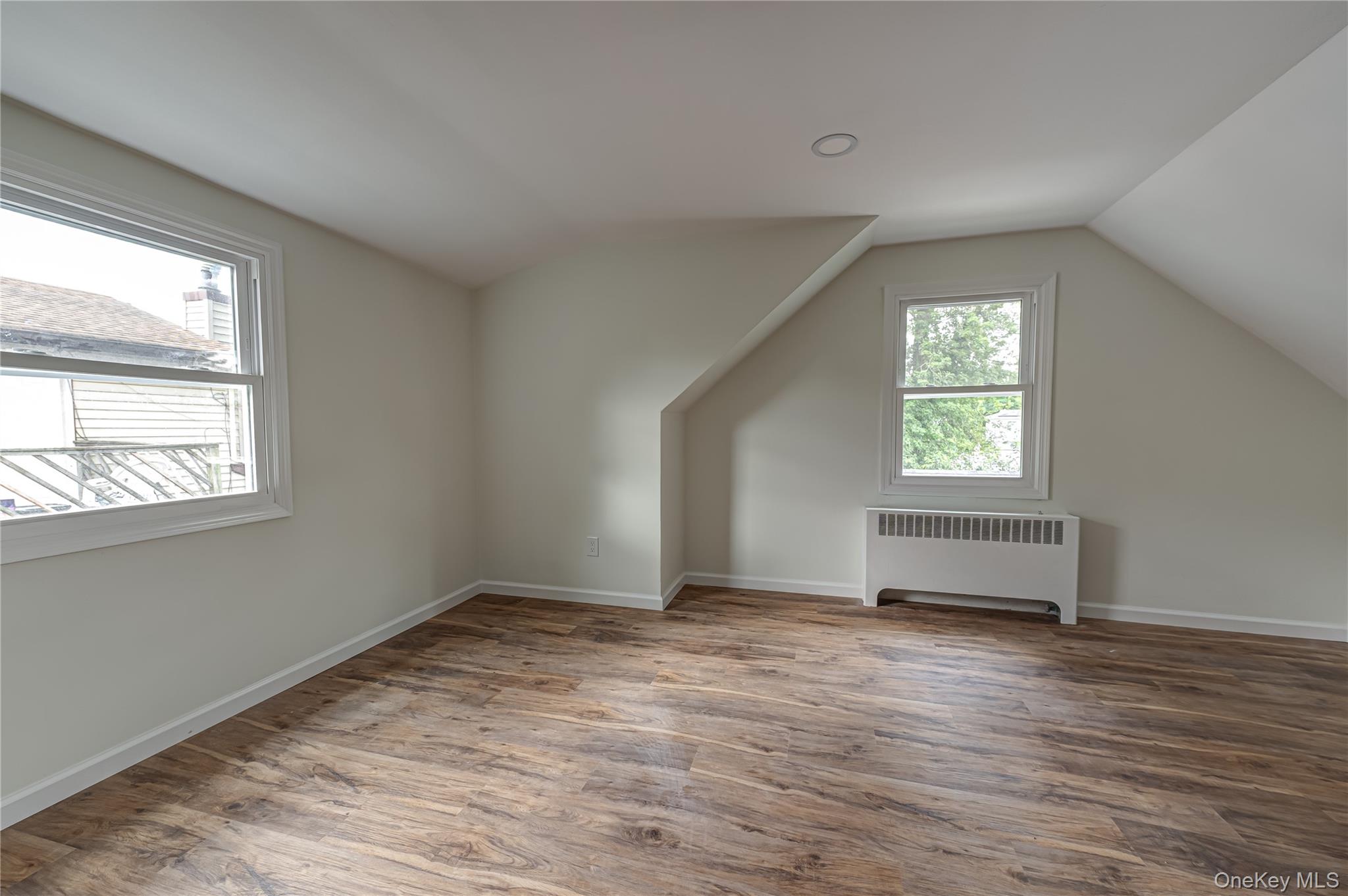 2528 Marshall Avenue – For Sale photo 4