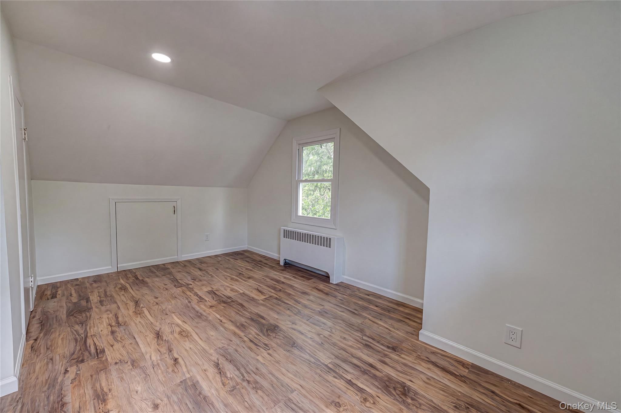 2528 Marshall Avenue – For Sale photo 5