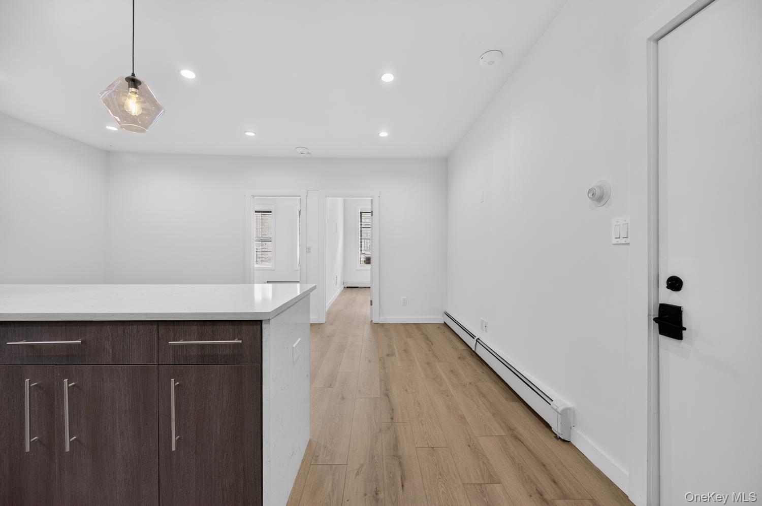 91 Mineola Boulevard, Unit A photo 11