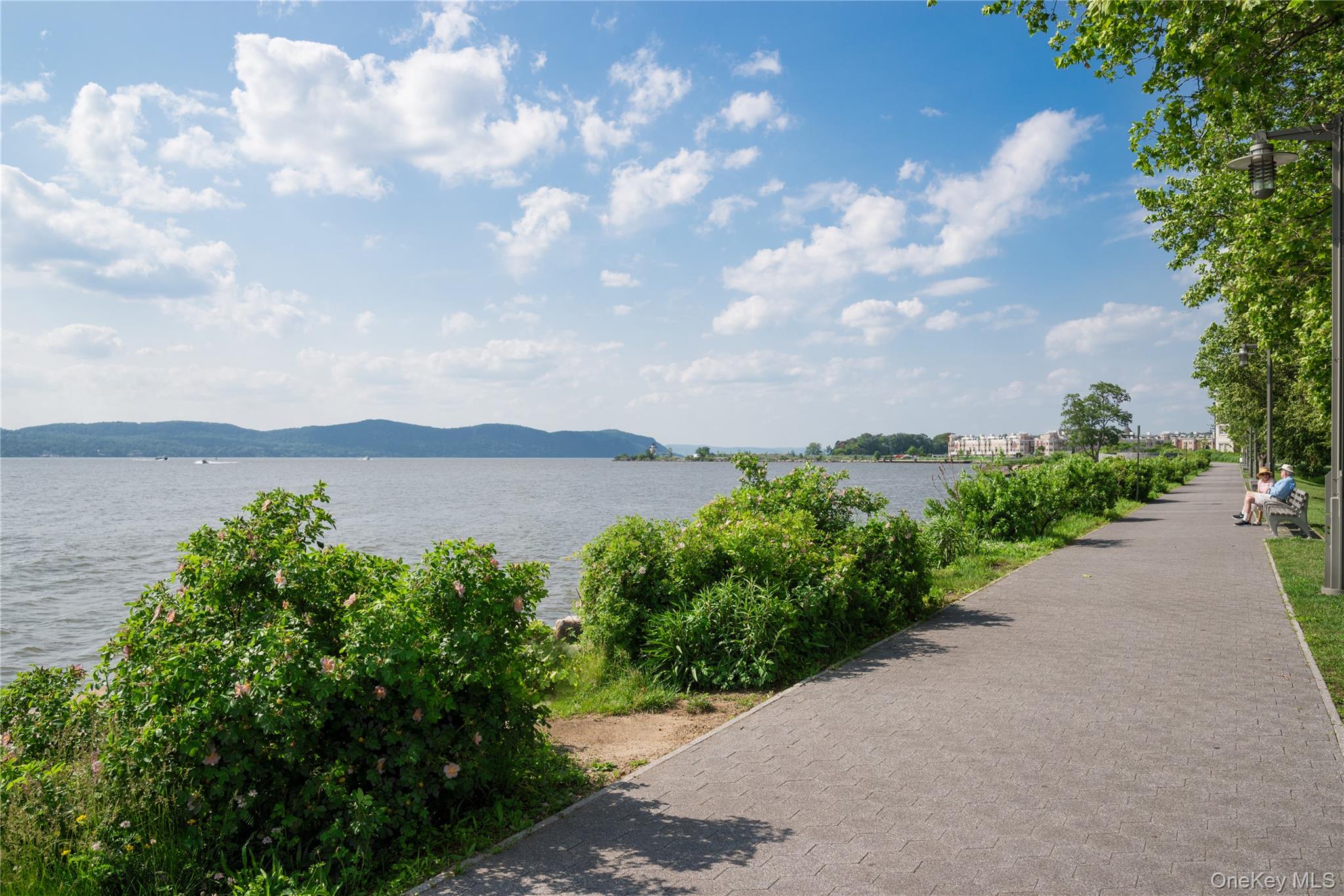 14 Powder Horn Way – For Rent photo 29