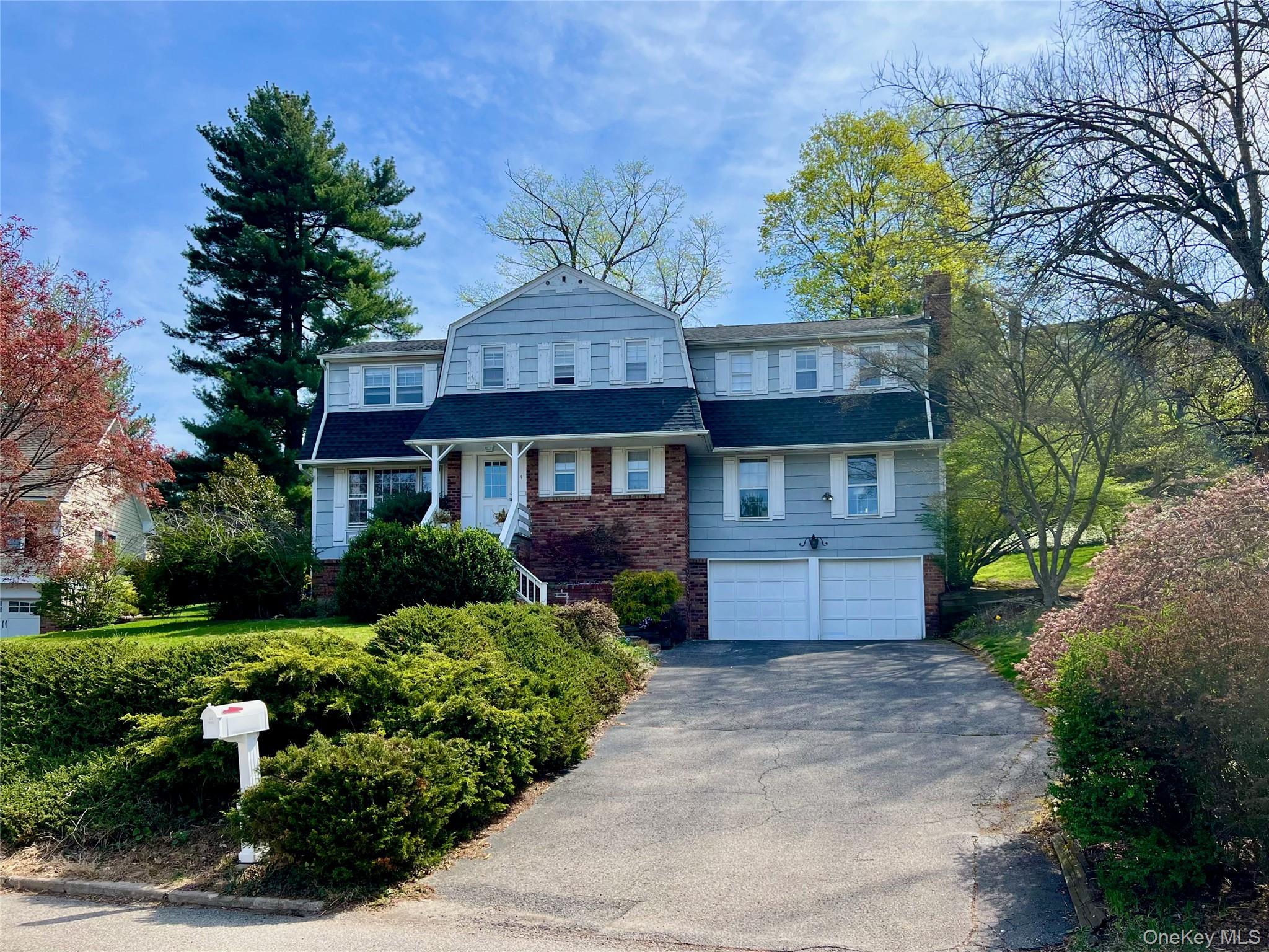 14 Powder Horn Way – For Rent photo 2