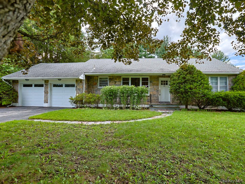 21 Pleasant View Road – For Sale