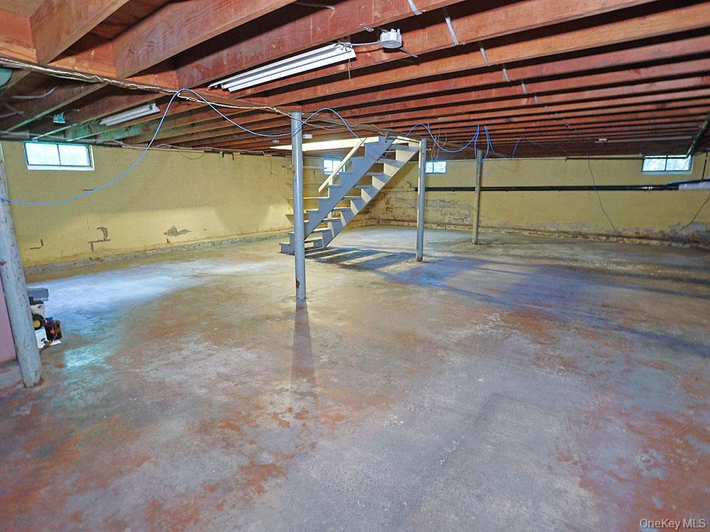 21 Pleasant View Road – For Sale photo 23