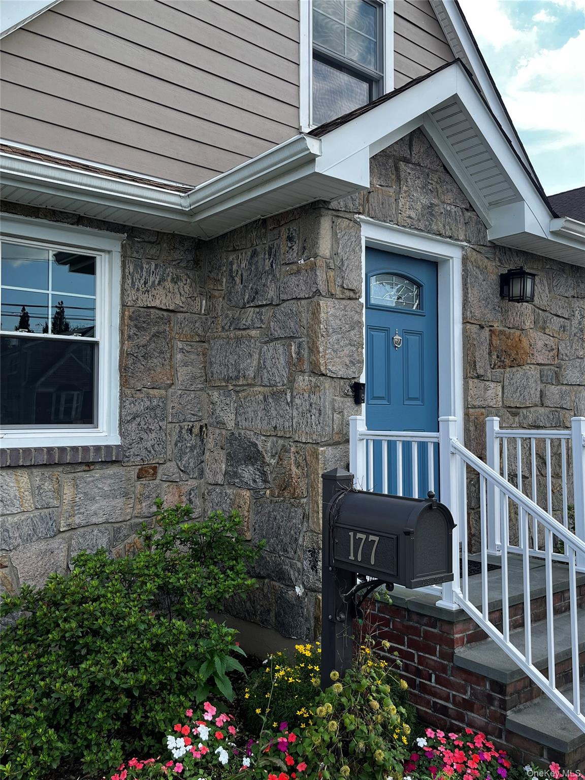 177 Jerome Avenue – For Sale photo 2