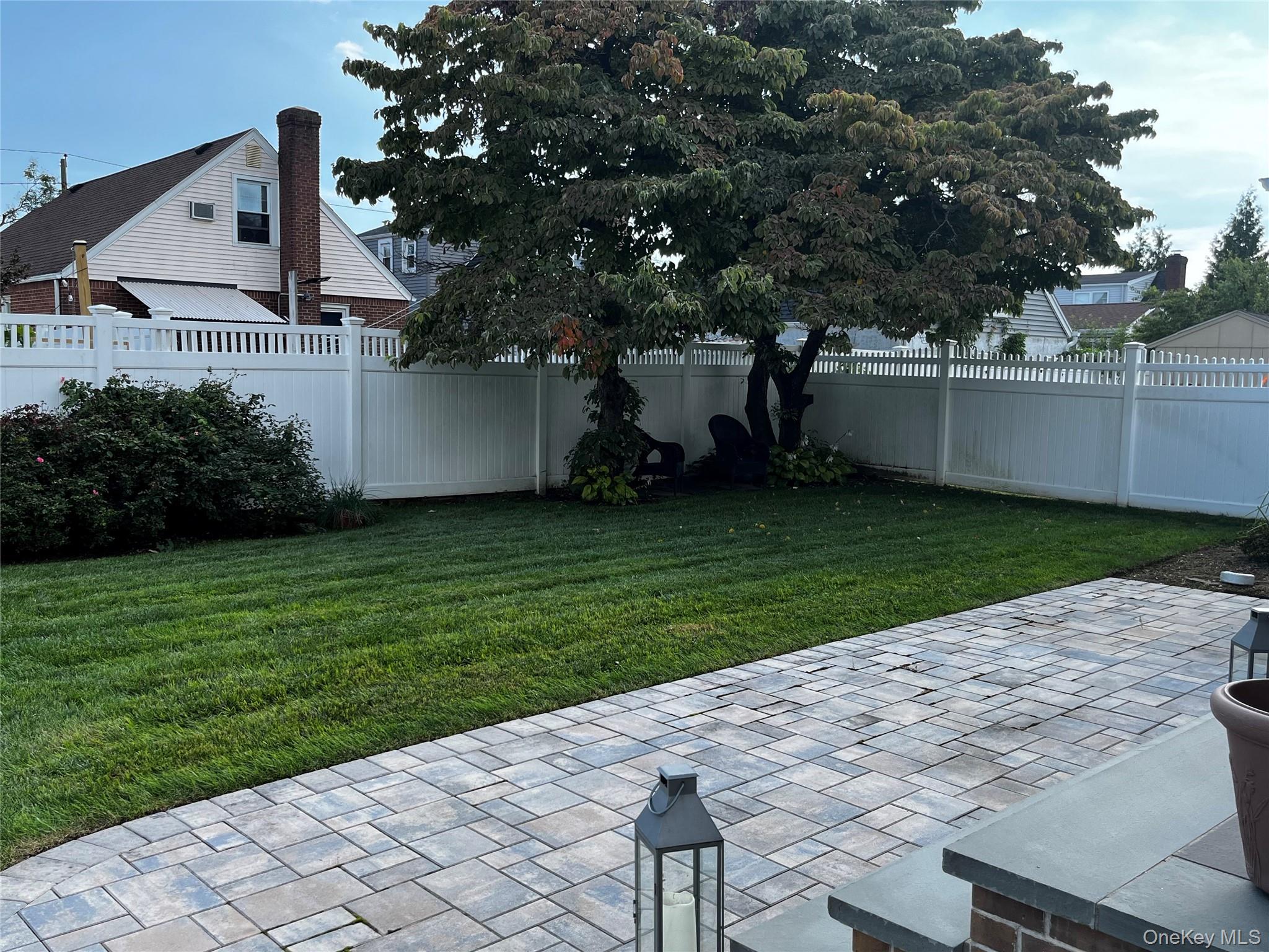 177 Jerome Avenue – For Sale photo 3