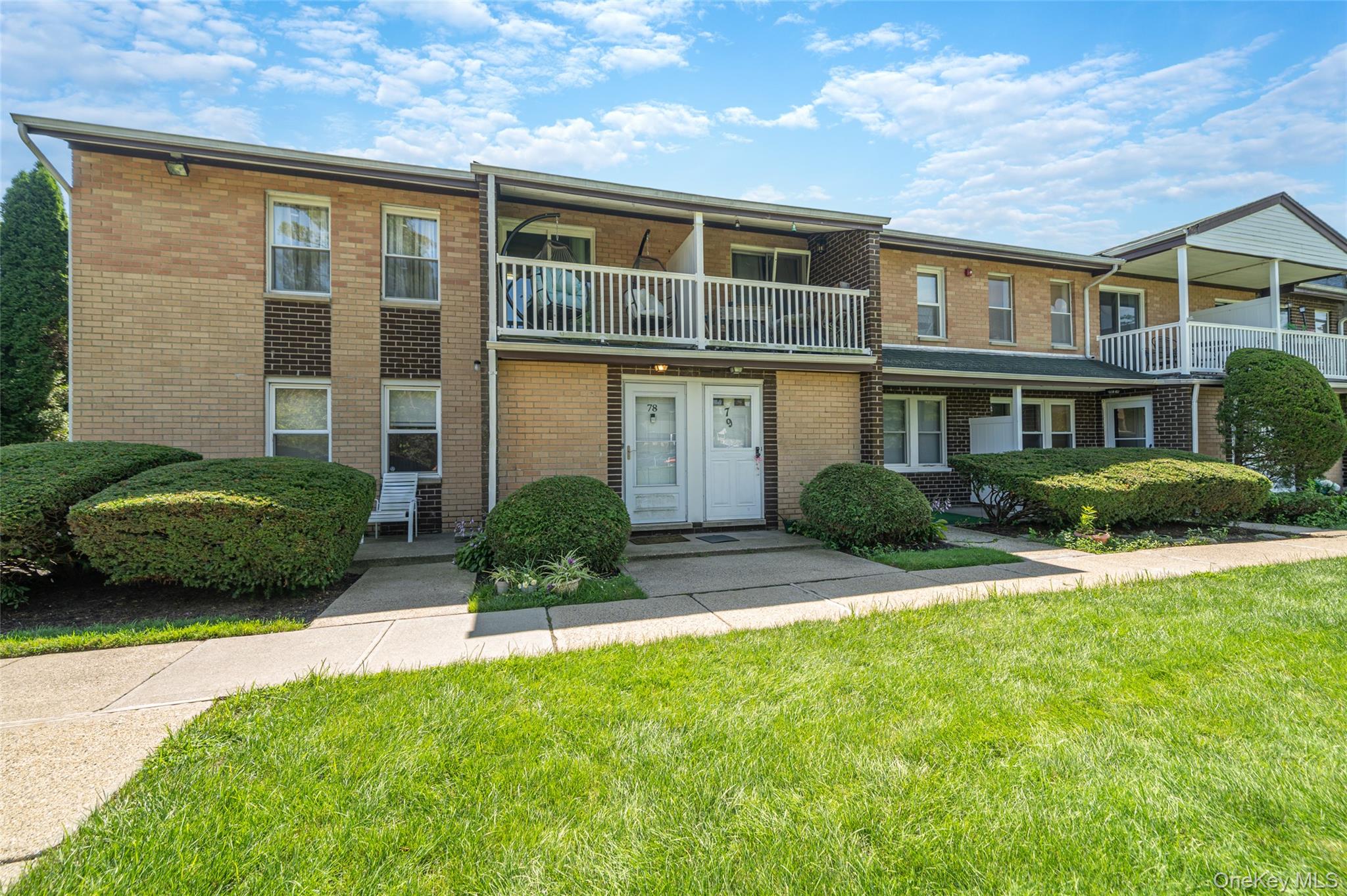 78 Artist Lake Drive – For Sale photo 2