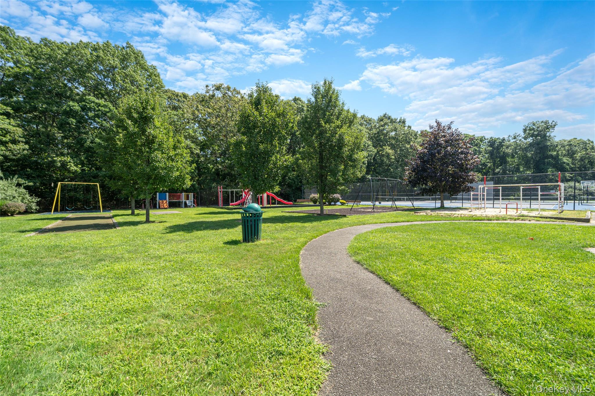 78 Artist Lake Drive – For Sale photo 23