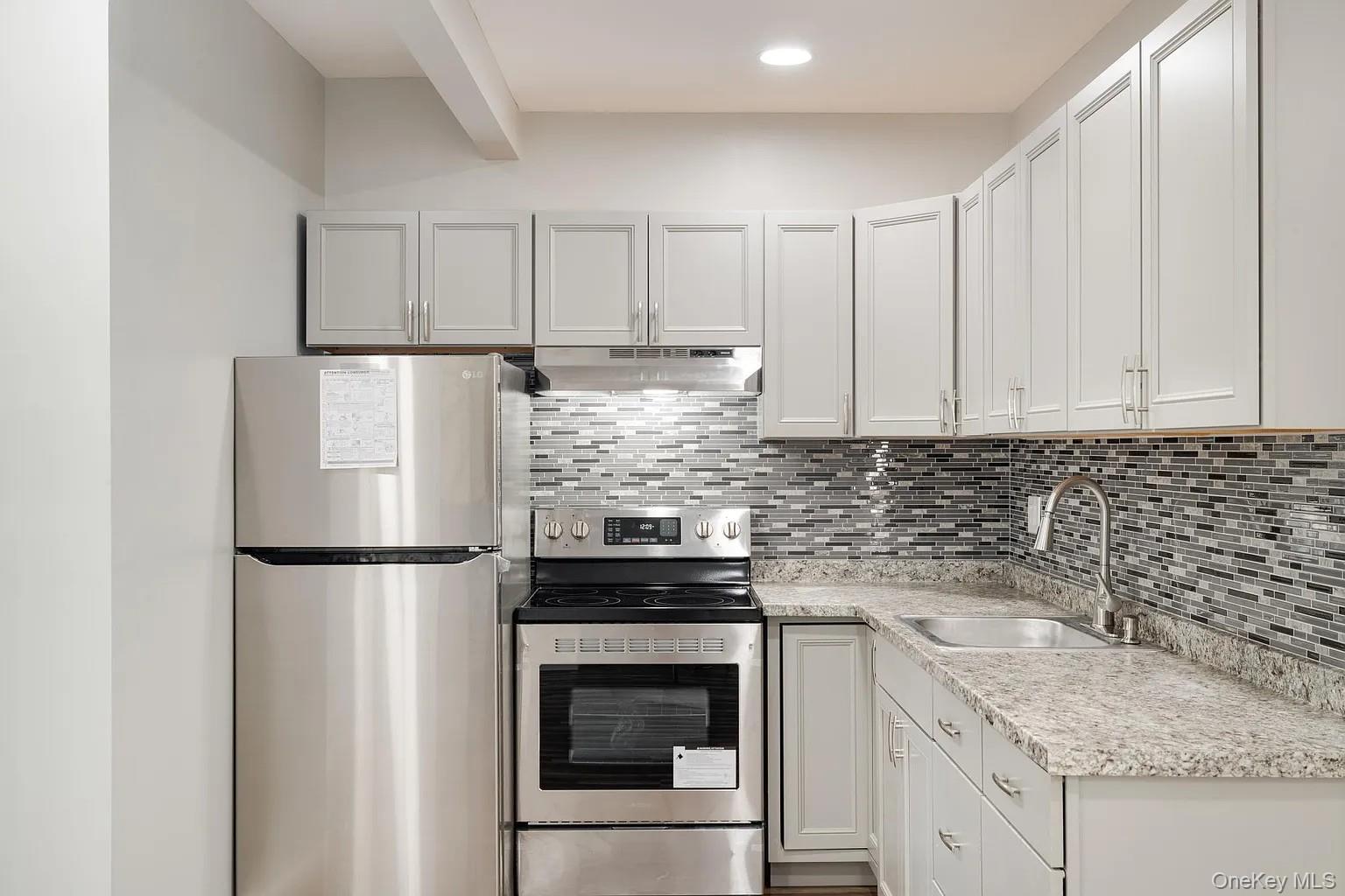 42 Haab Avenue – For Rent photo 3