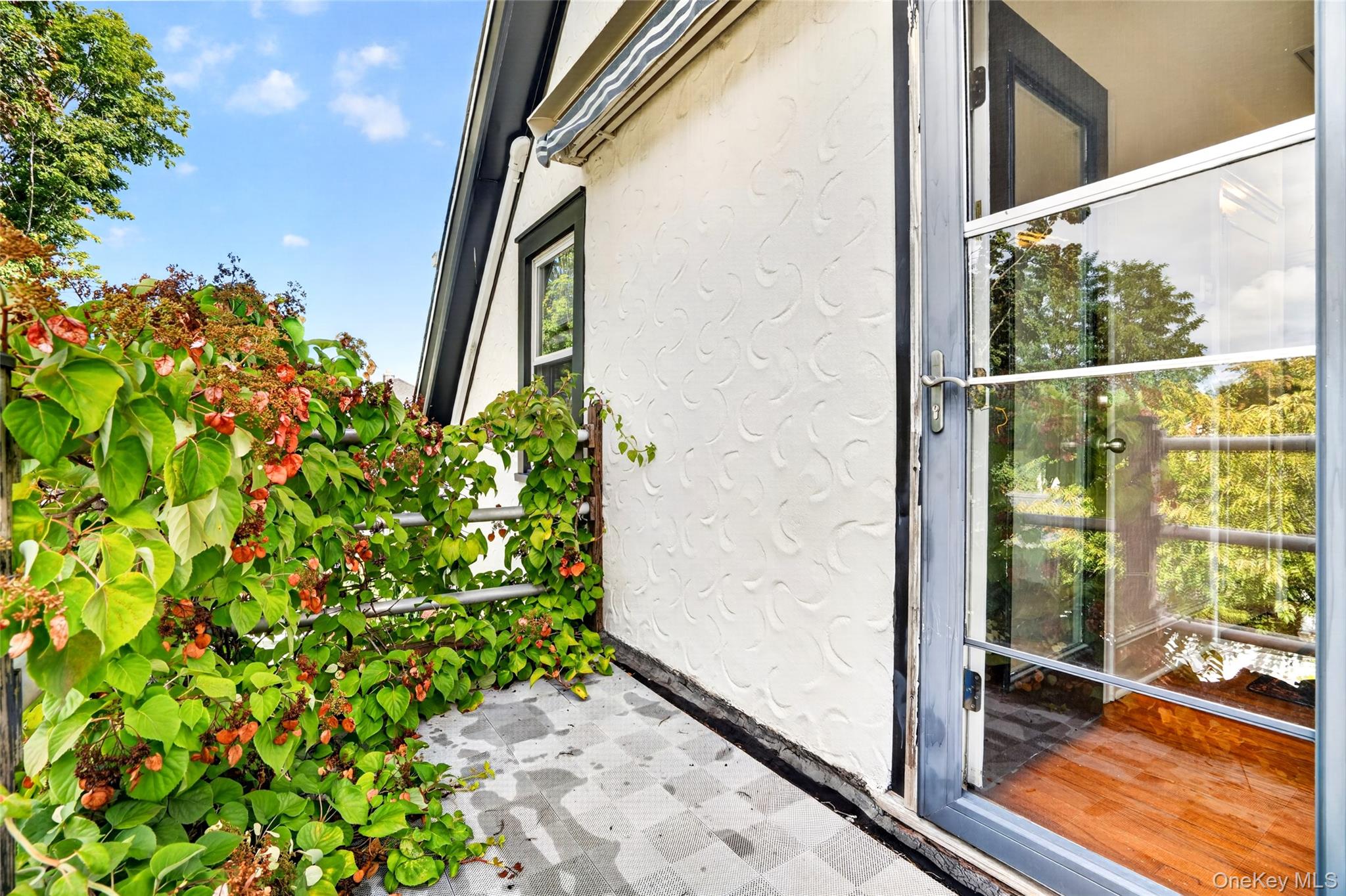 72 Hartsdale Road – For Sale photo 22