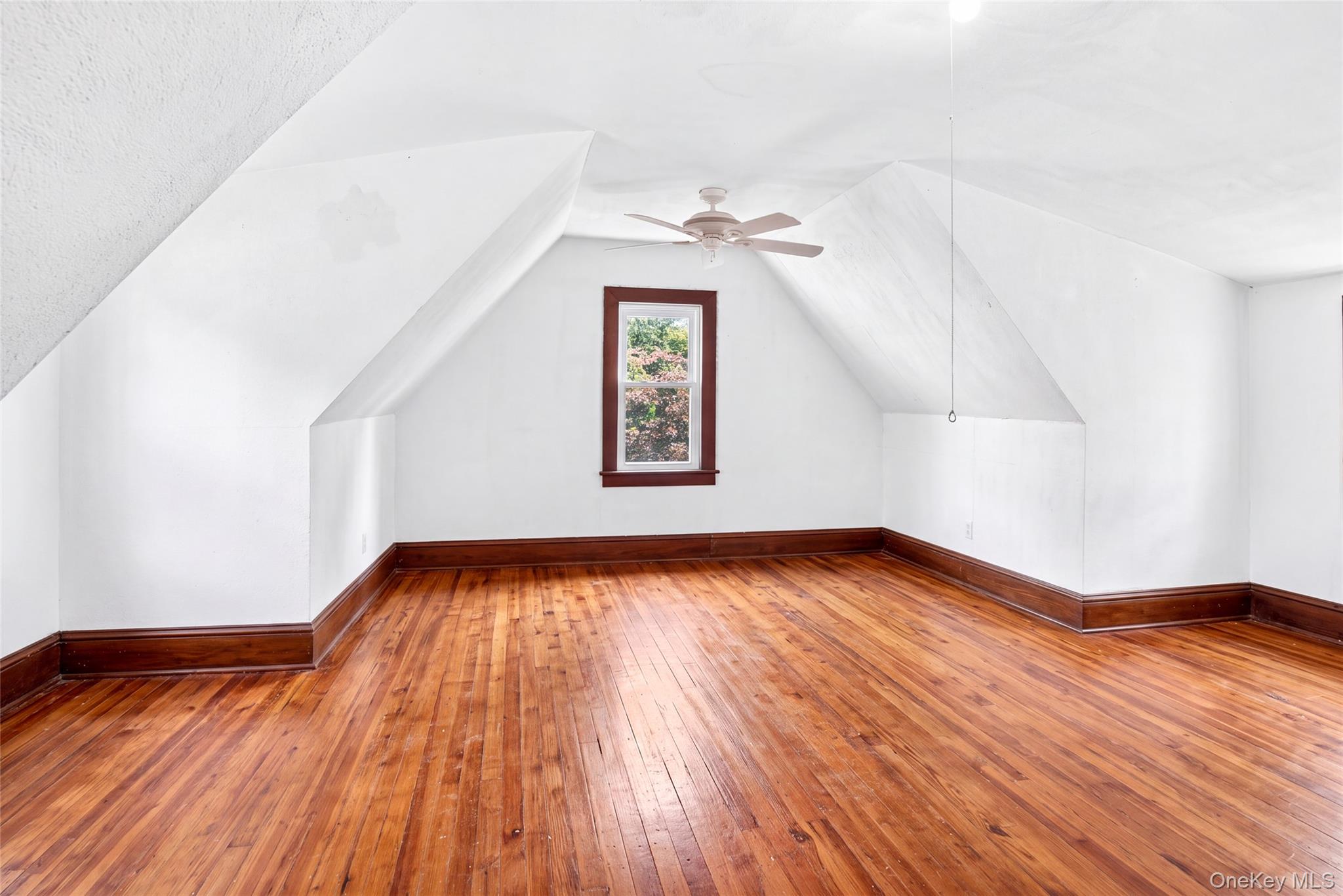 72 Hartsdale Road – For Sale photo 26