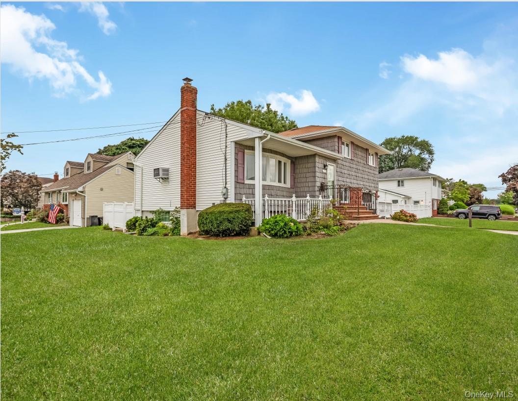 162 Washington Street – For Sale photo 2