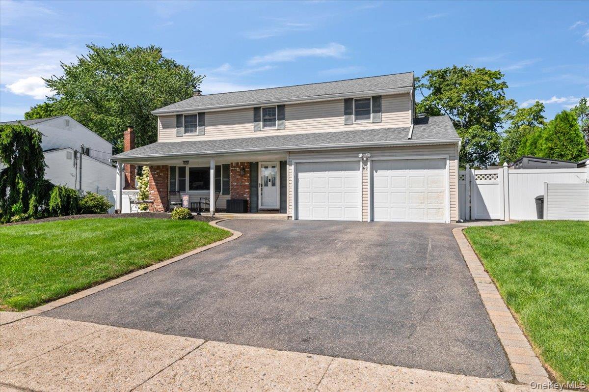 41 Longstreet Drive – For Sale photo 2