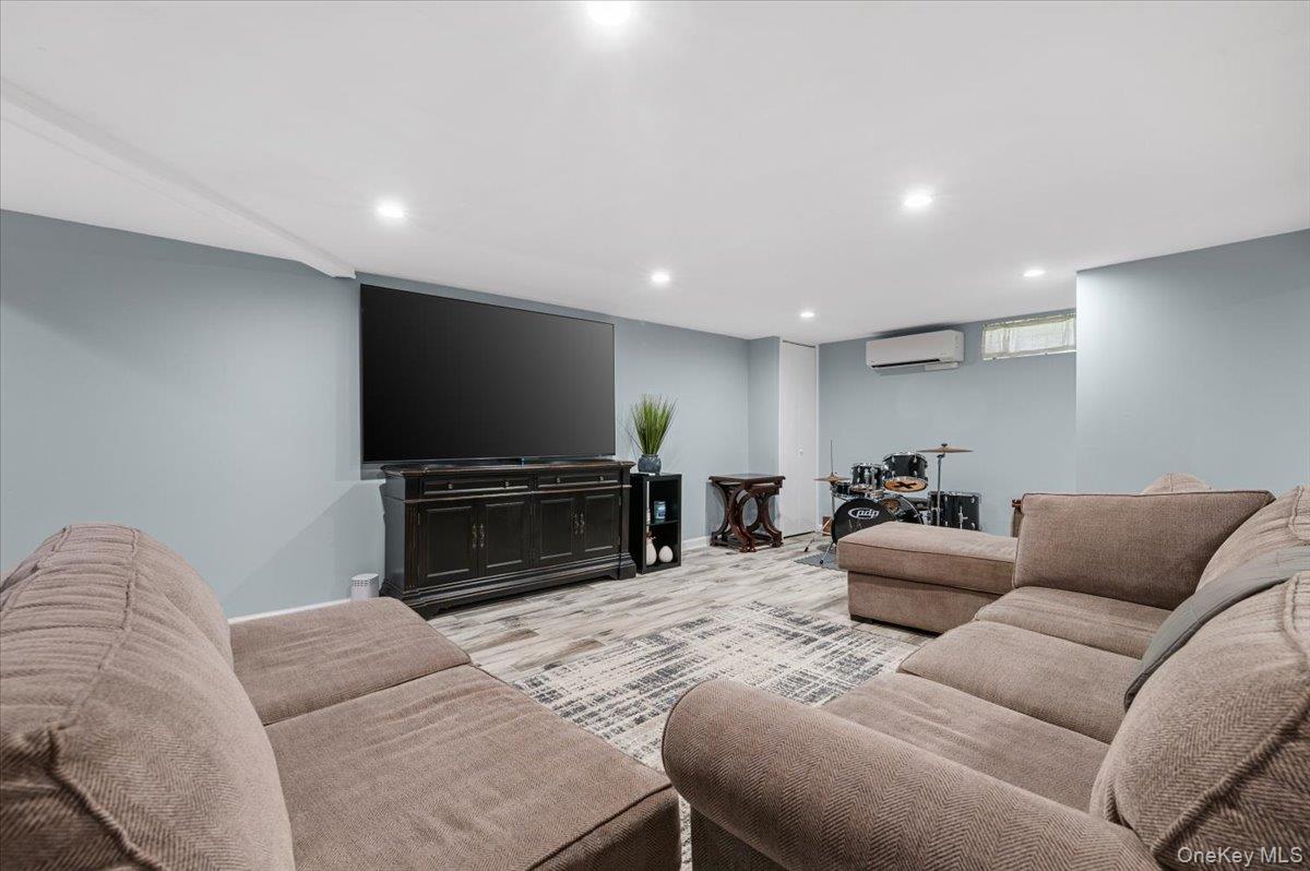 41 Longstreet Drive – For Sale photo 29