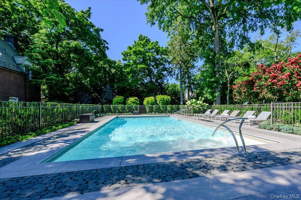 115 Cedar Avenue – For Sale photo 34
