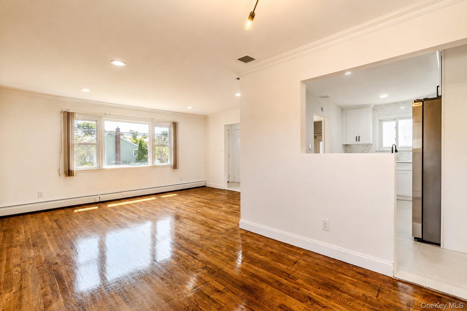 12 Grant Avenue – For Sale photo 9
