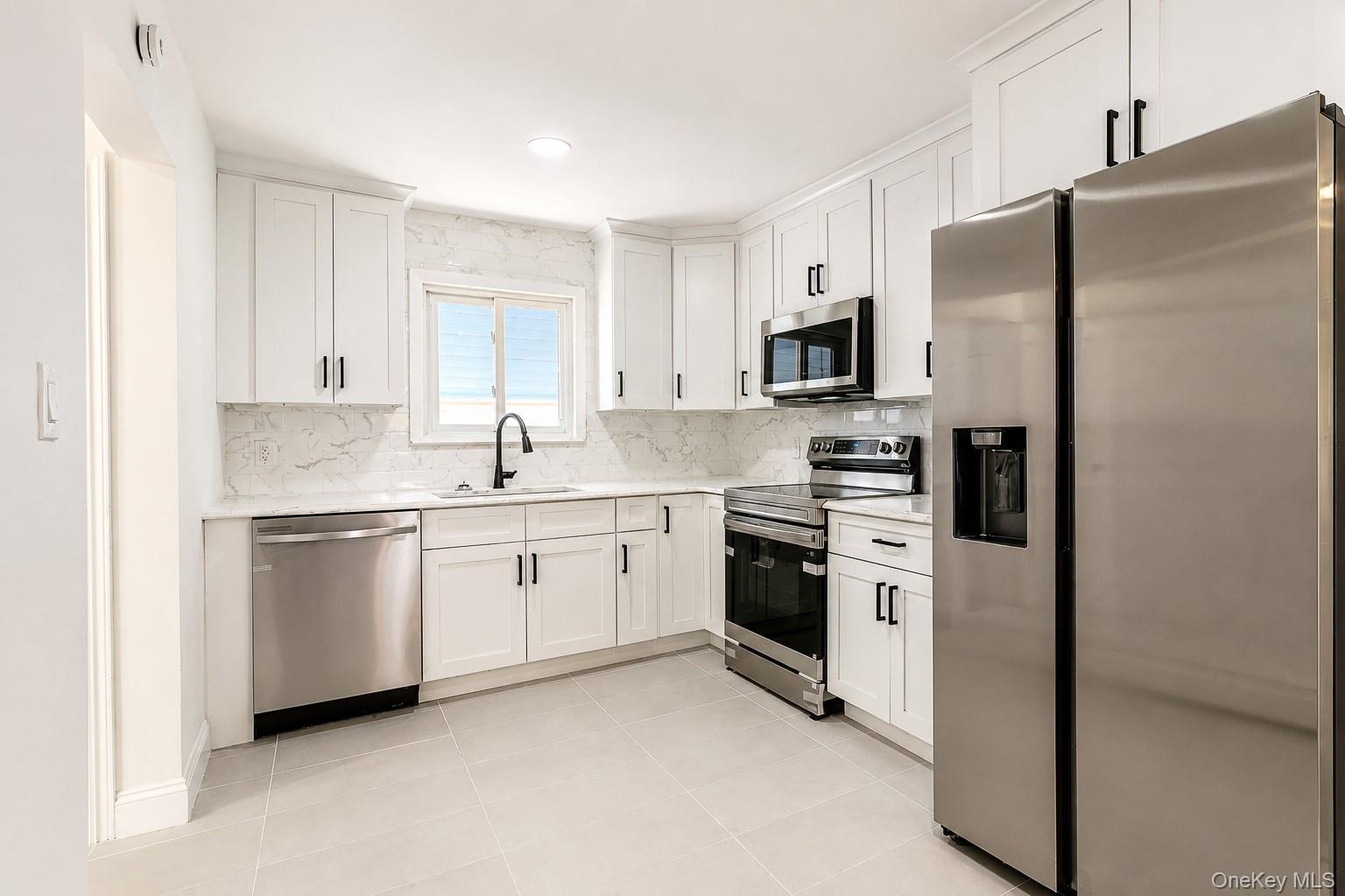 12 Grant Avenue – For Sale photo 13